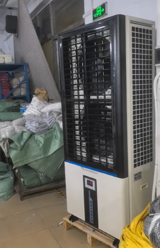 服裝廠整體降溫，應用蒸發冷省電空調-軸流立式機組